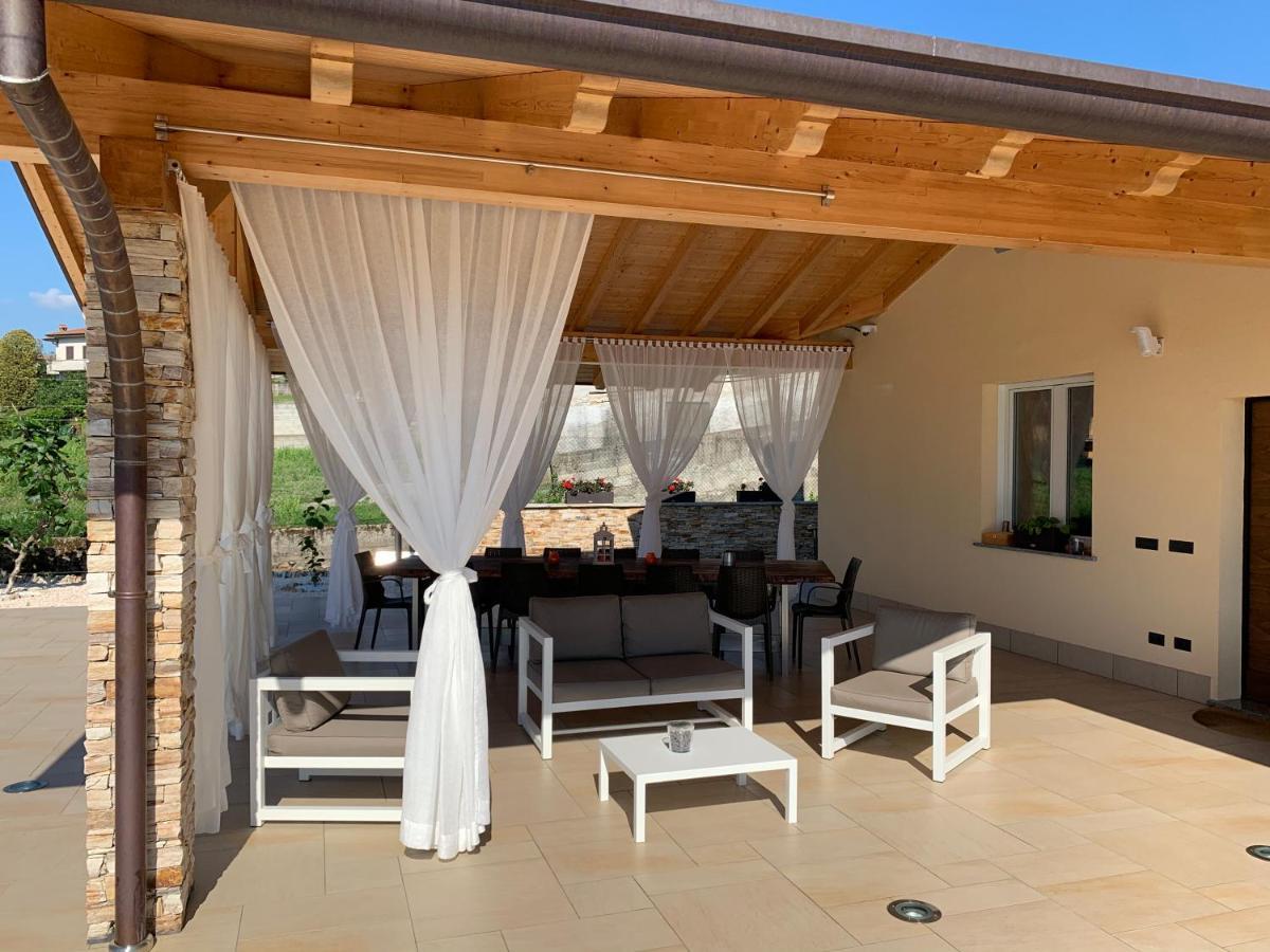 B&B Alciliegio Casnate Con Bernate ภายนอก รูปภาพ