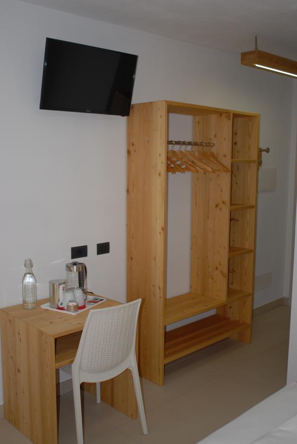 B&B Alciliegio Casnate Con Bernate ภายนอก รูปภาพ